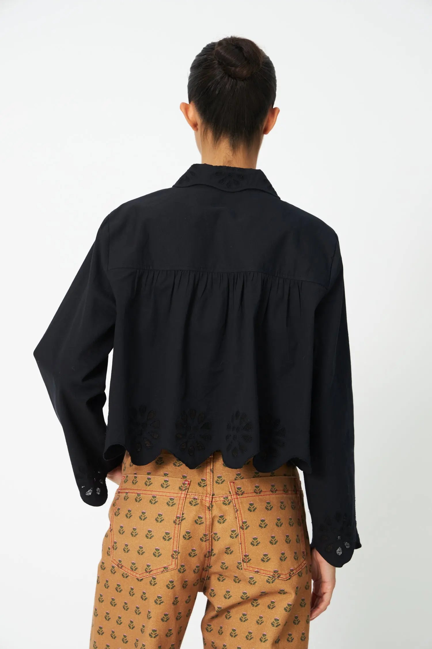 Stella Nova Cropped Blouse with Embroidery Anglaise Blouse 999 Black