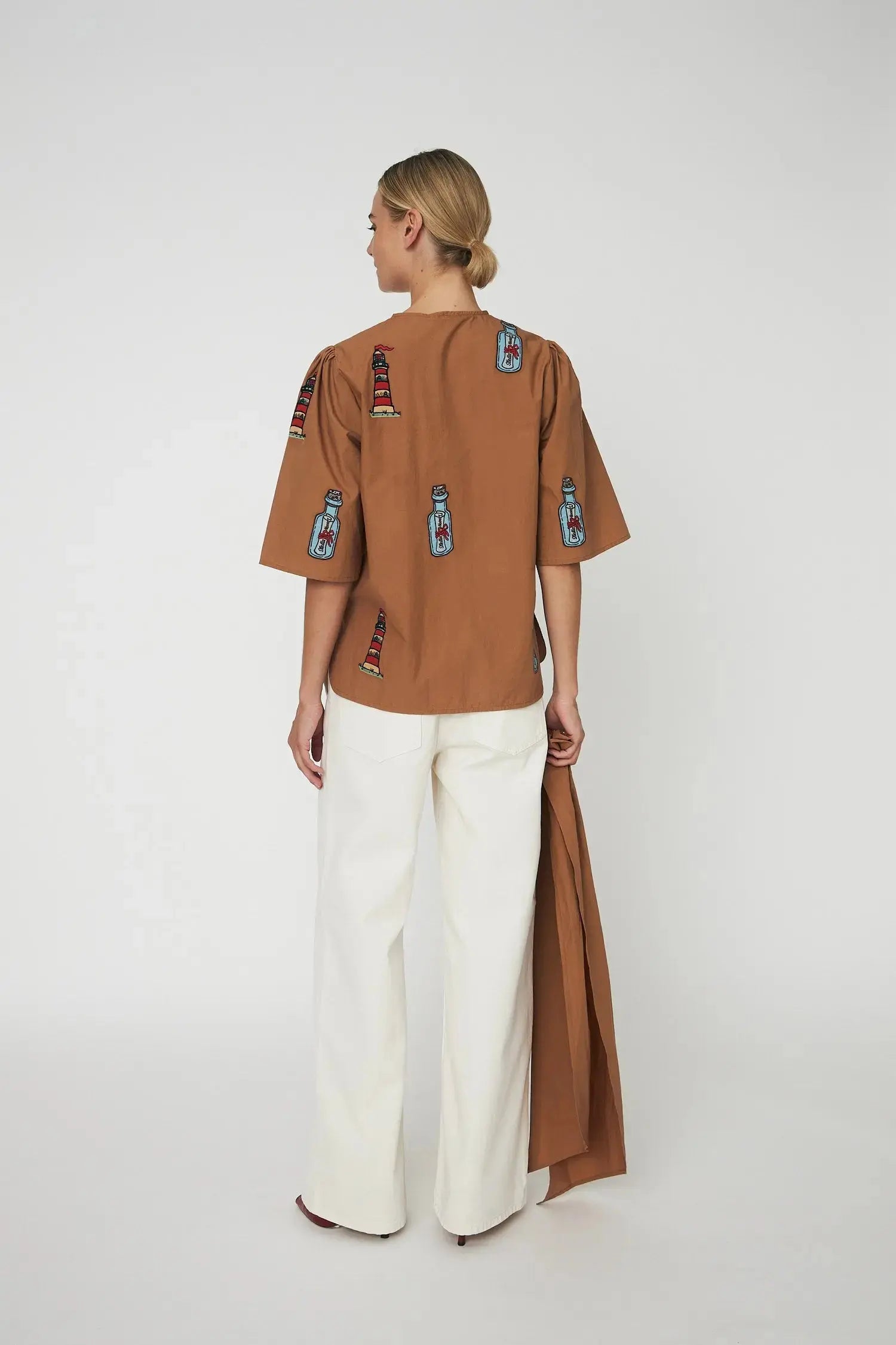 Stella Nova Embroidered Bow Shirt Shirt 869 Brown