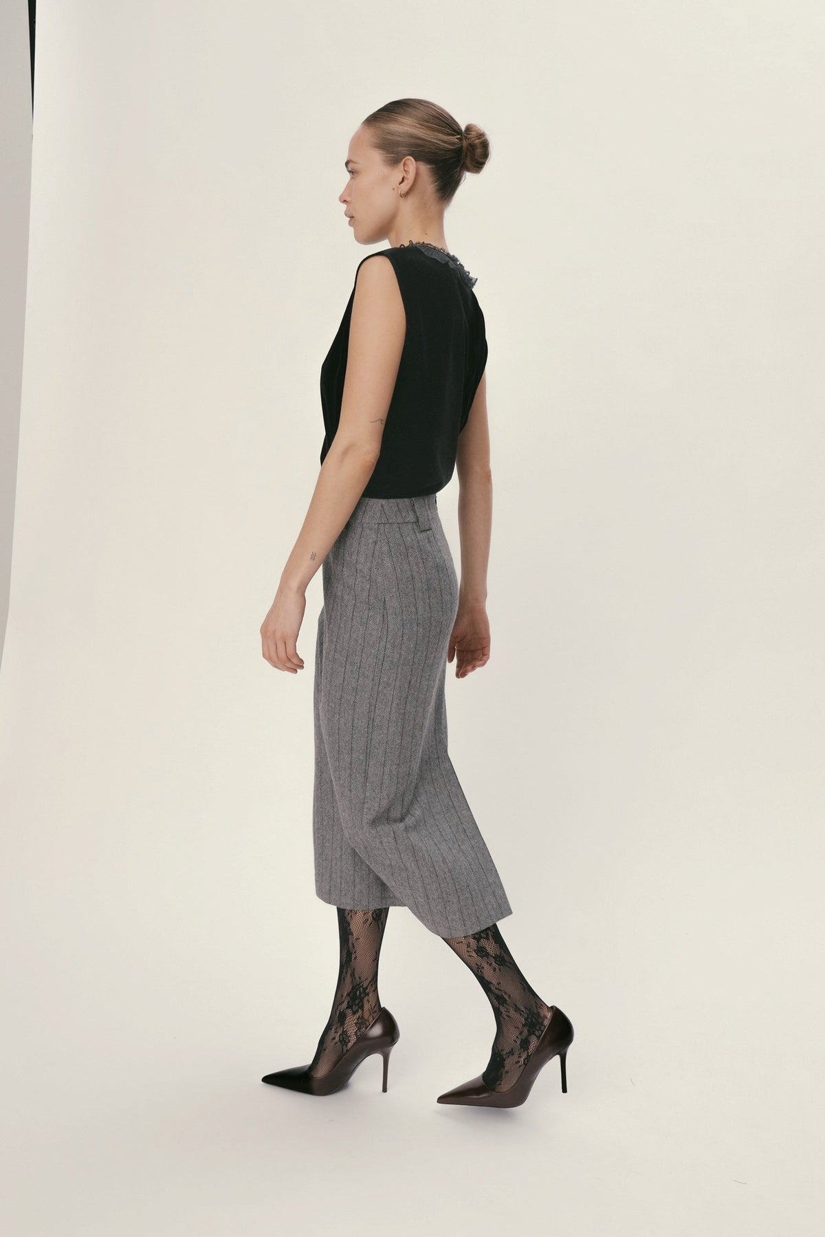 Stella Nova Herringbone Wool Pencil Skirt Skirt 954 Dark Grey Mélange
