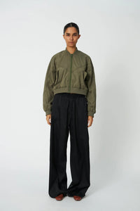 Loose Pants with Elastic Waist - Black