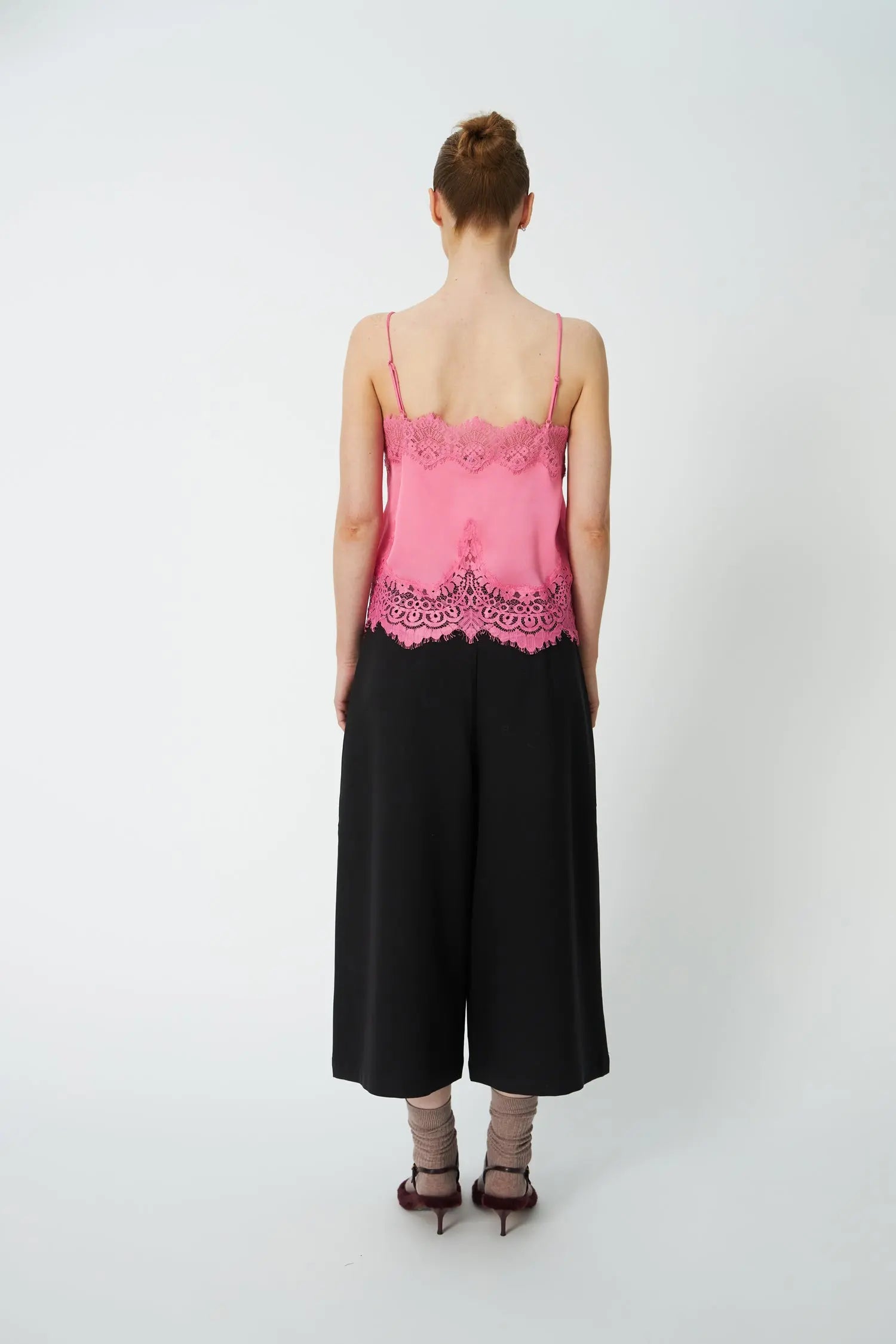 Stella Nova Underlayer Lace top Top 567 Amazing Pink