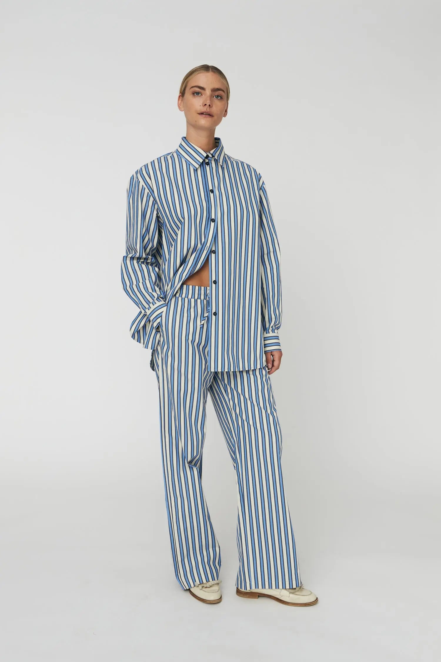 Stella Nova Yarn Dyed Striped Shirt Shirt 041 Creme Blue Stripes