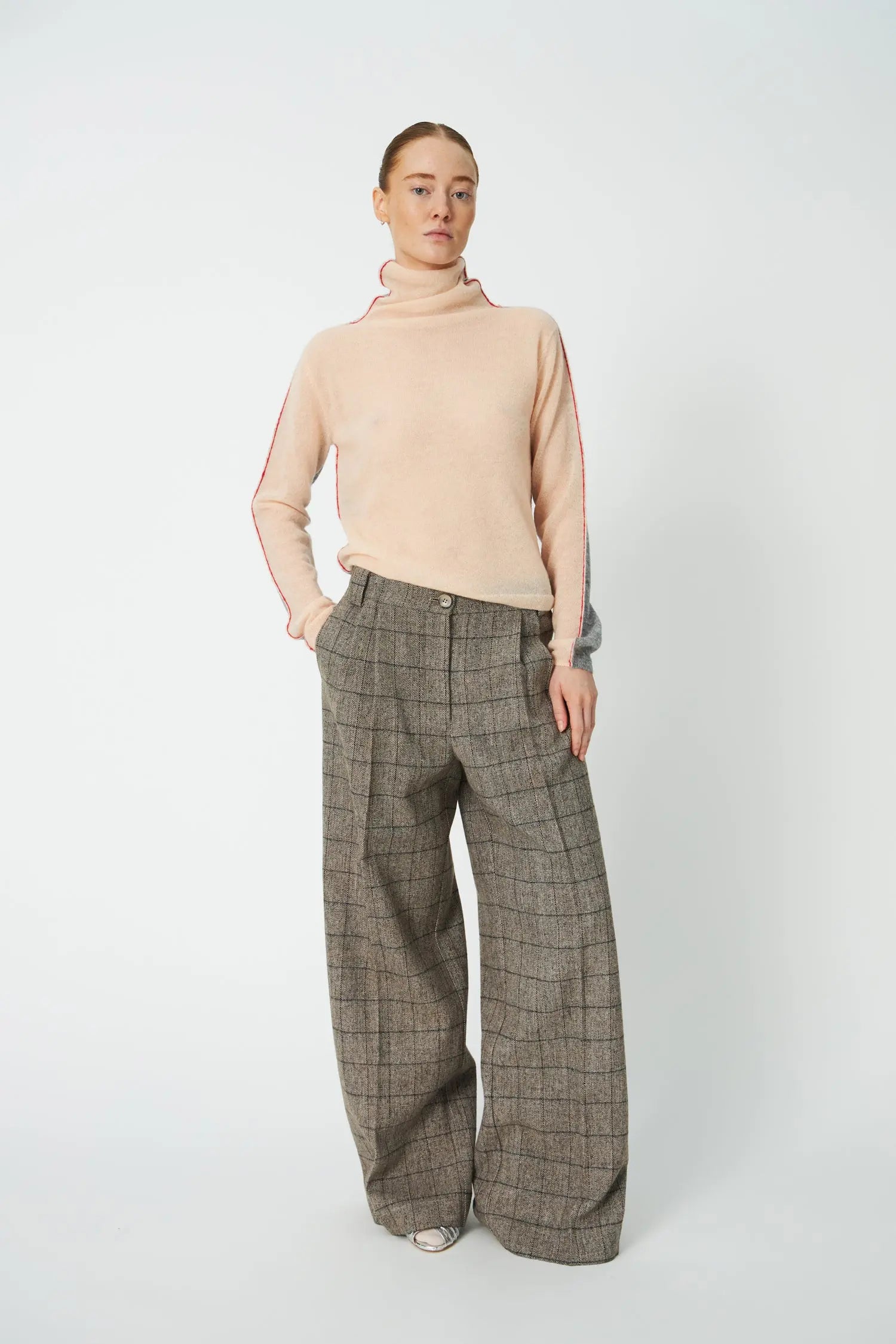 Stella Nova Alpaca Turtleneck Sweater 558 Pale Pink