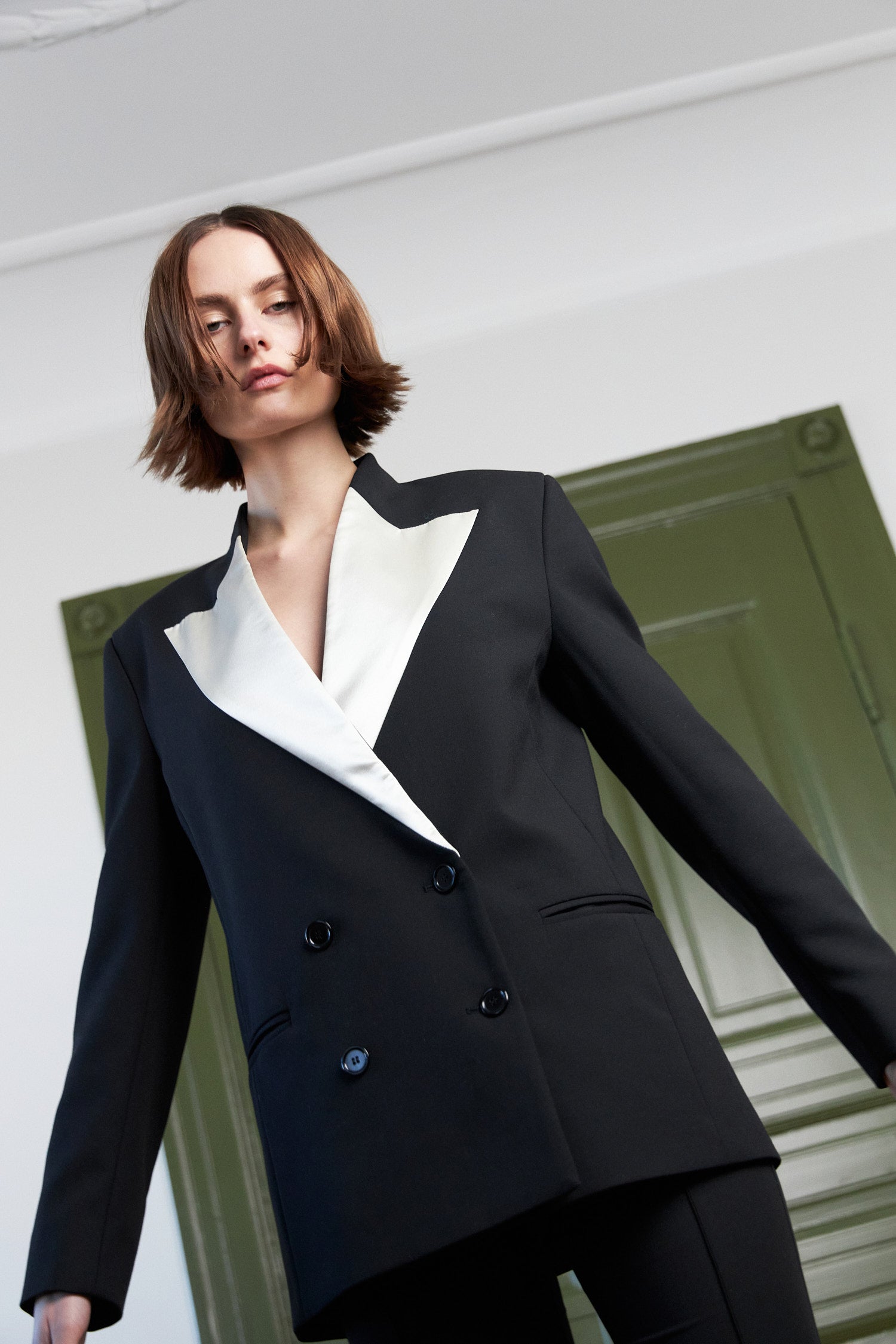 Stella Nova Blazer with inserted satin lapel Blazer 999 Black