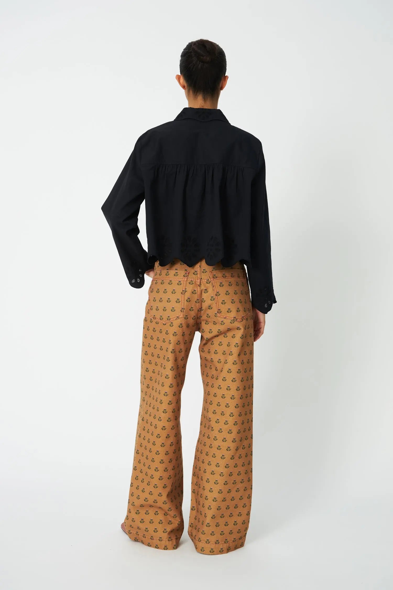 Stella Nova Cropped Blouse with Embroidery Anglaise Blouse 999 Black