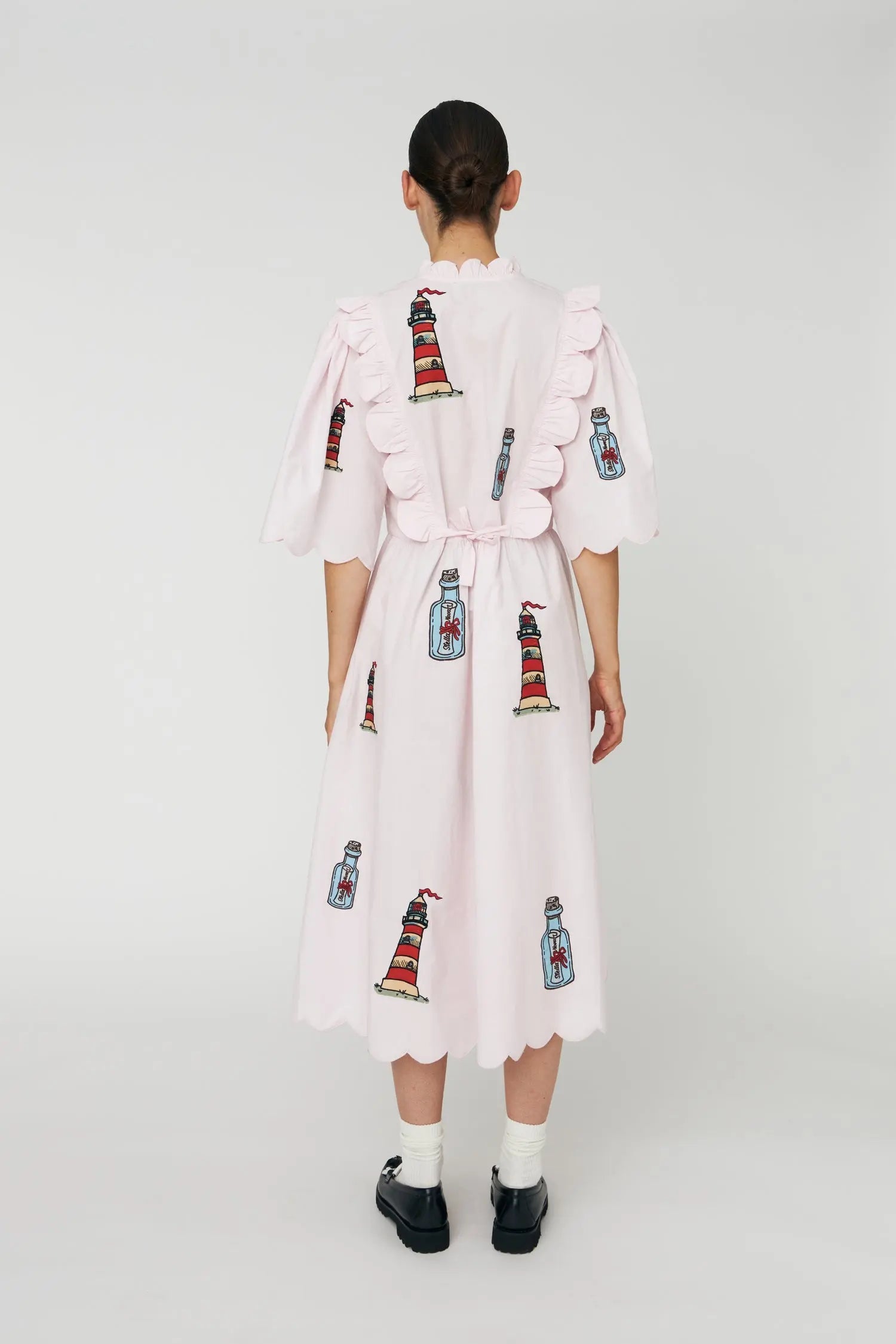 Stella Nova Embroidered Midi dress with Scallops Dress 558 Pale Pink