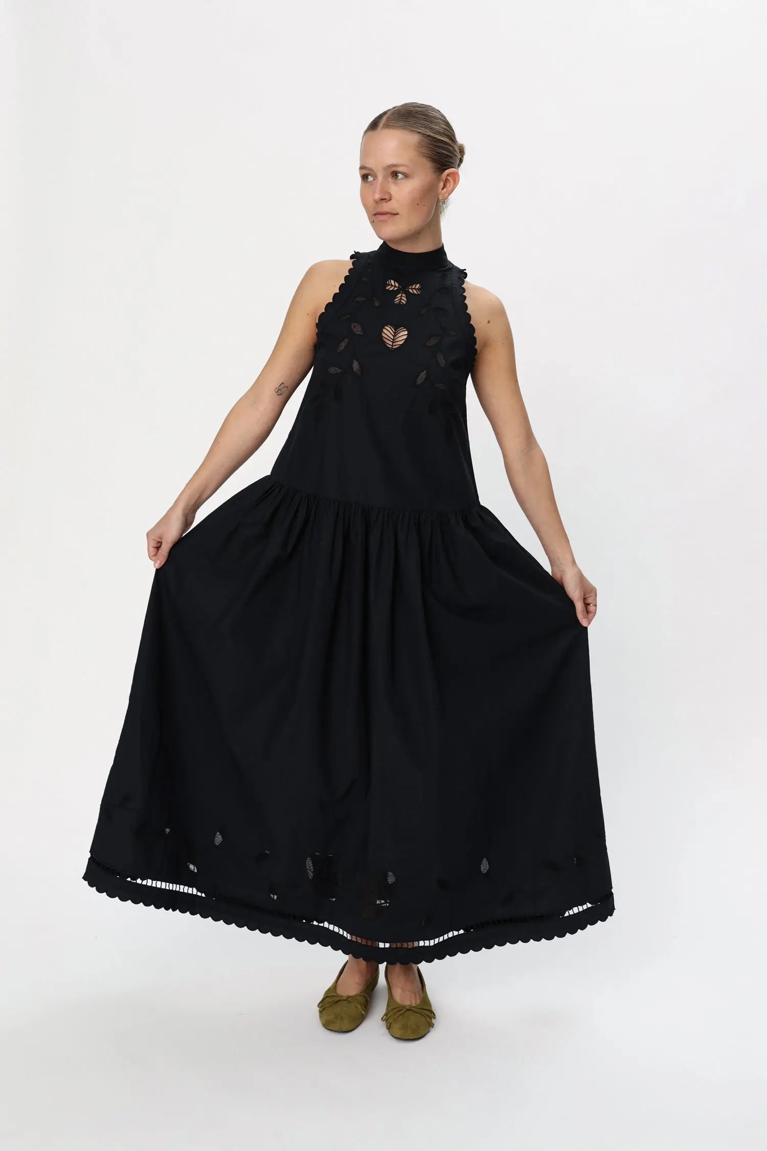 Stella Nova Embroidery Anglaise Maxi Strap Dress Dress 999 Black