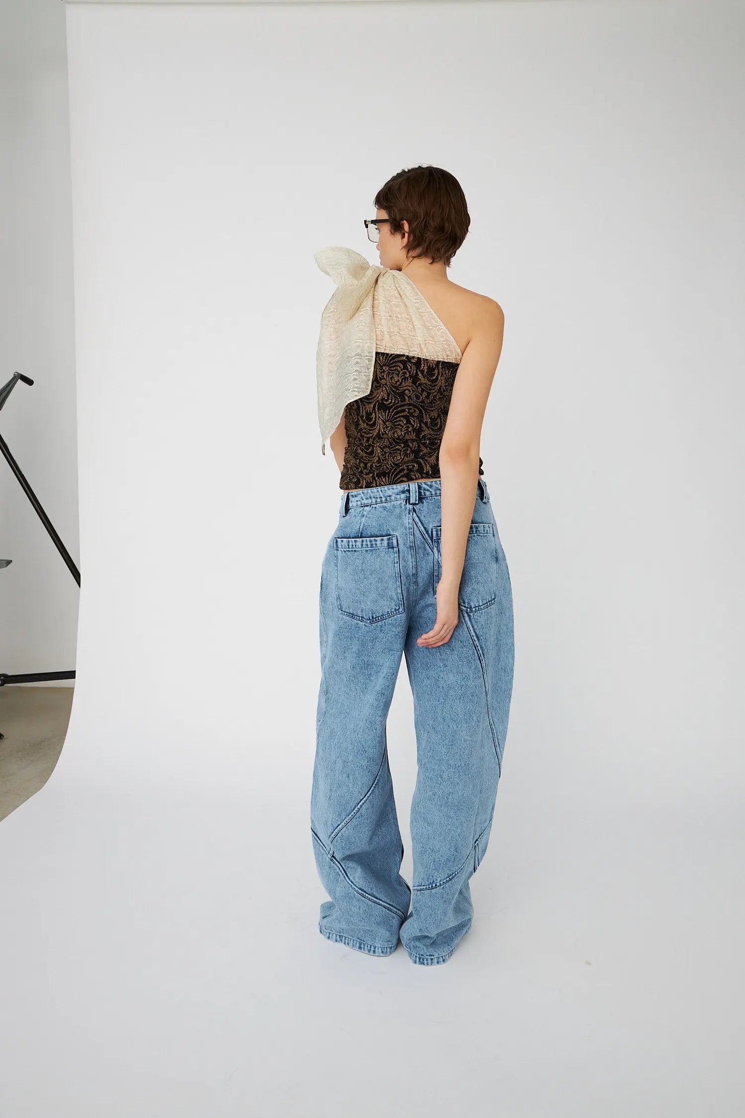 Stella Nova One-Shoulder Jersey Top with Bow Top 907 Black/Creme