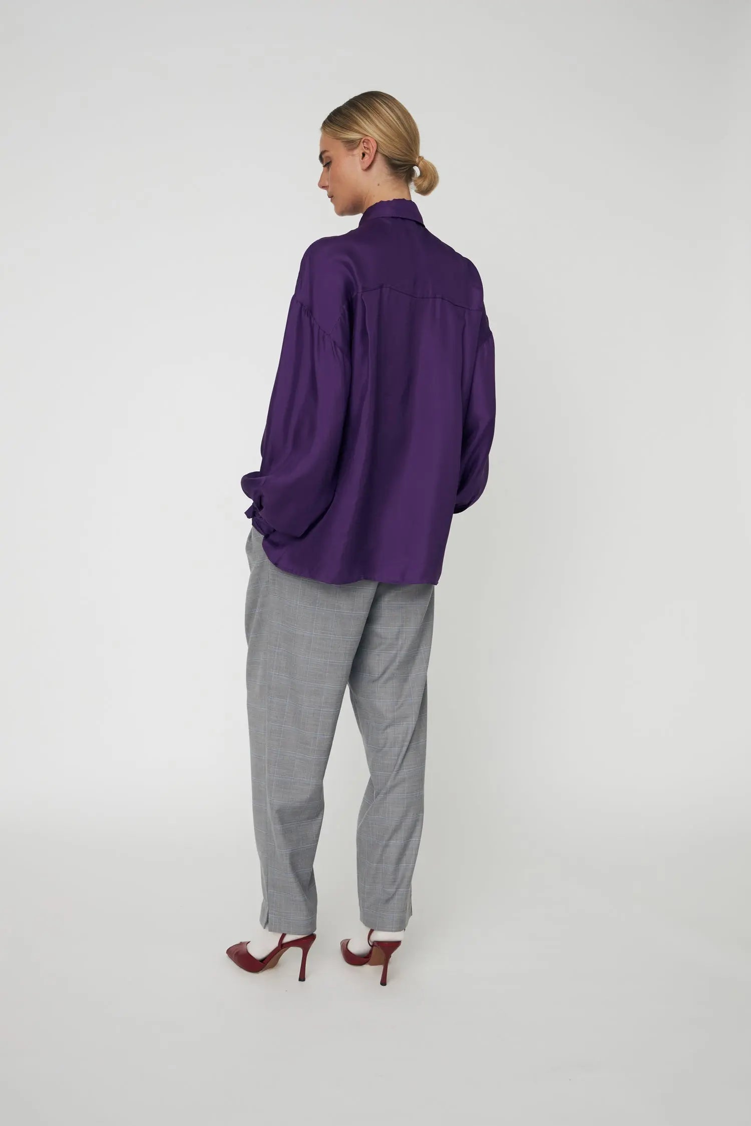 Stella Nova Oversized Silk Shirt with Bow Shirt 542 Seductive Purple