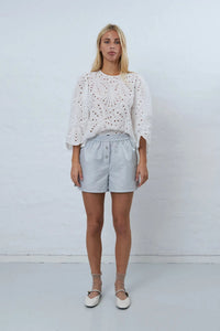 Skinnende casual shorts - Lysegrå