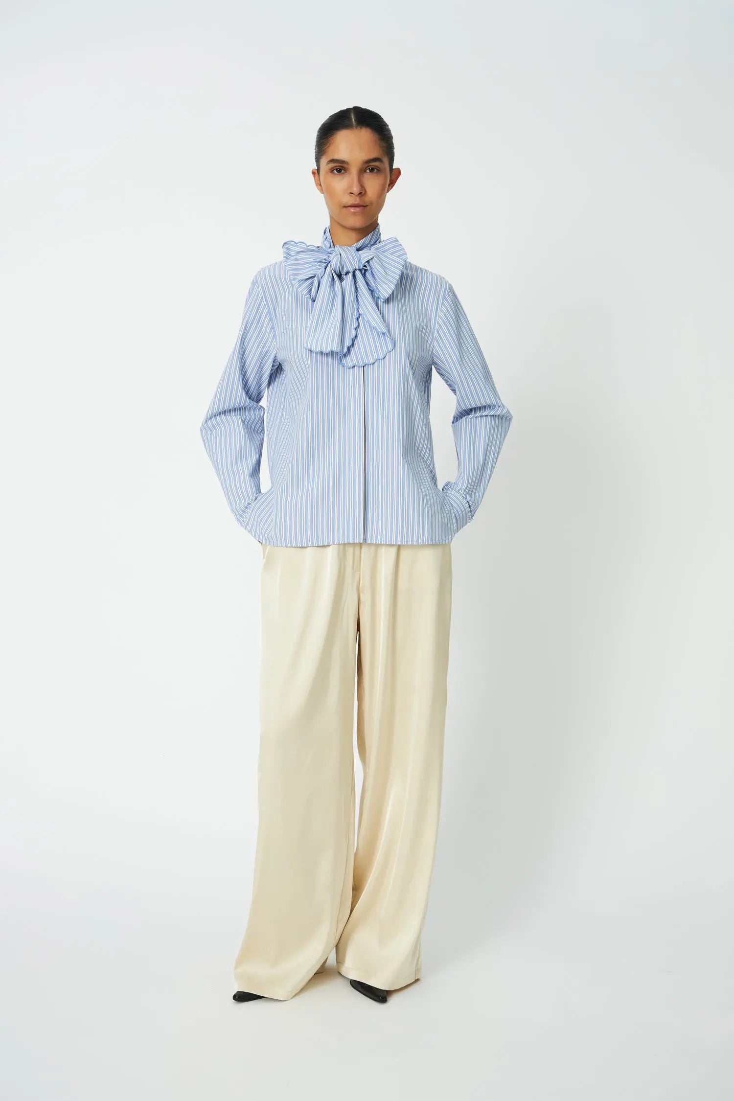 Stella Nova Striped Scallop Bow Shirt Shirt 023 White with Blue Stripes
