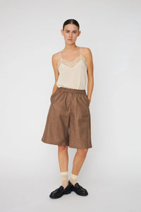 Shorts à rayures en tissu costume - Brown Stripes