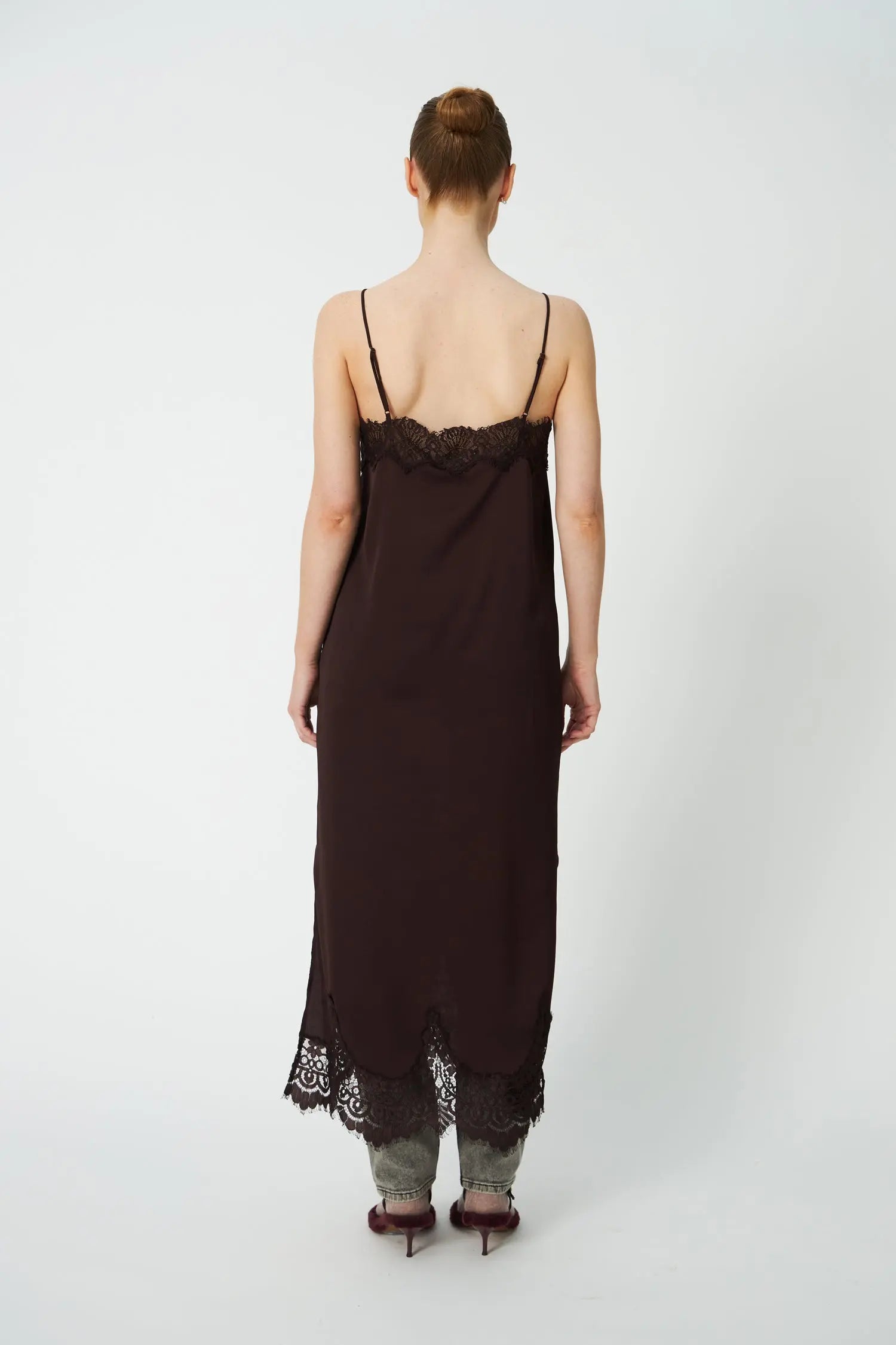 Stella Nova Underlayer Lace Dress Dress 856 Dark Brown