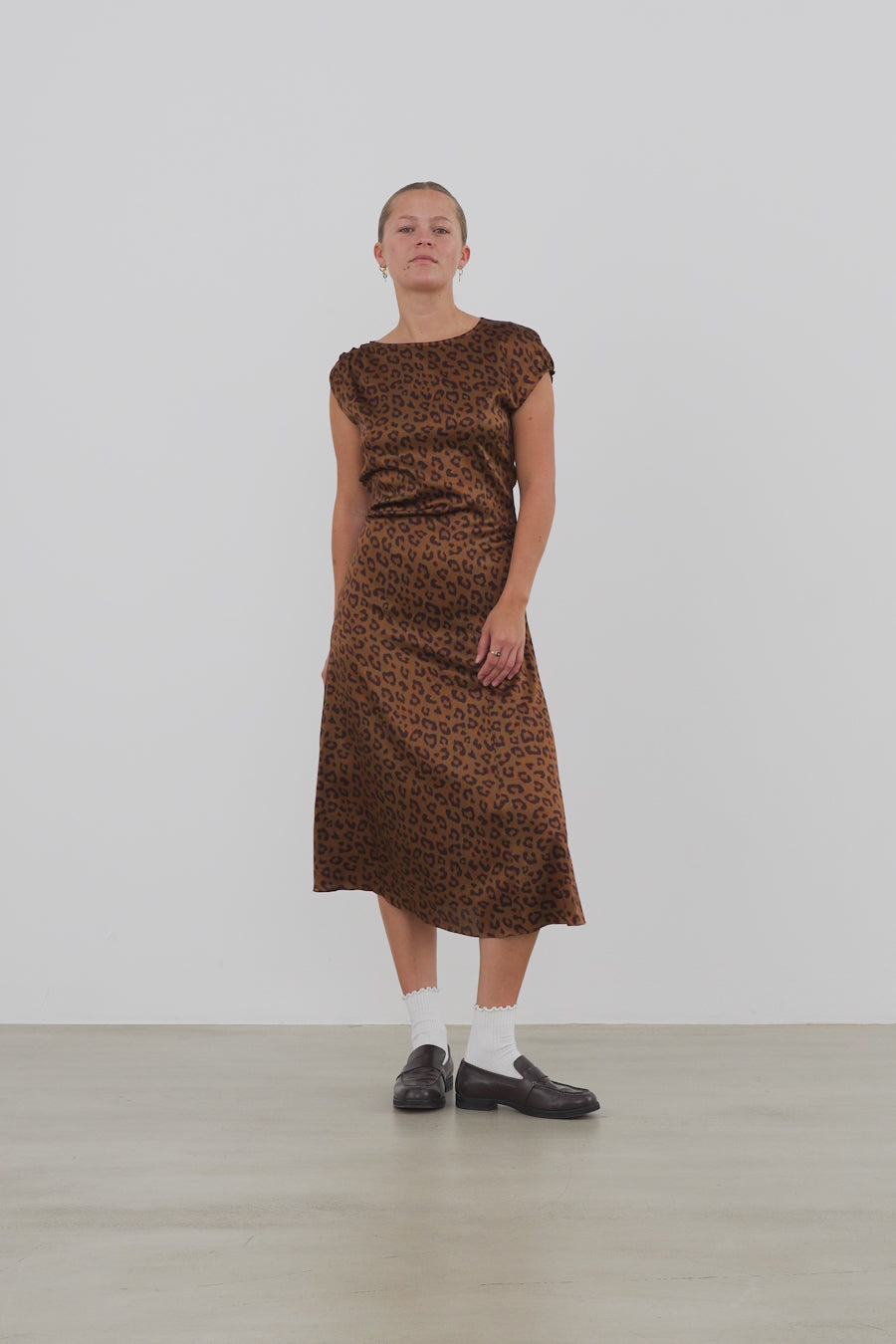 Stella Nova Fitted Midi Animal Printed Dress Dress 081 Leopard